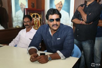 Jakkanna Movie Team Visited Hyderabad Theaters